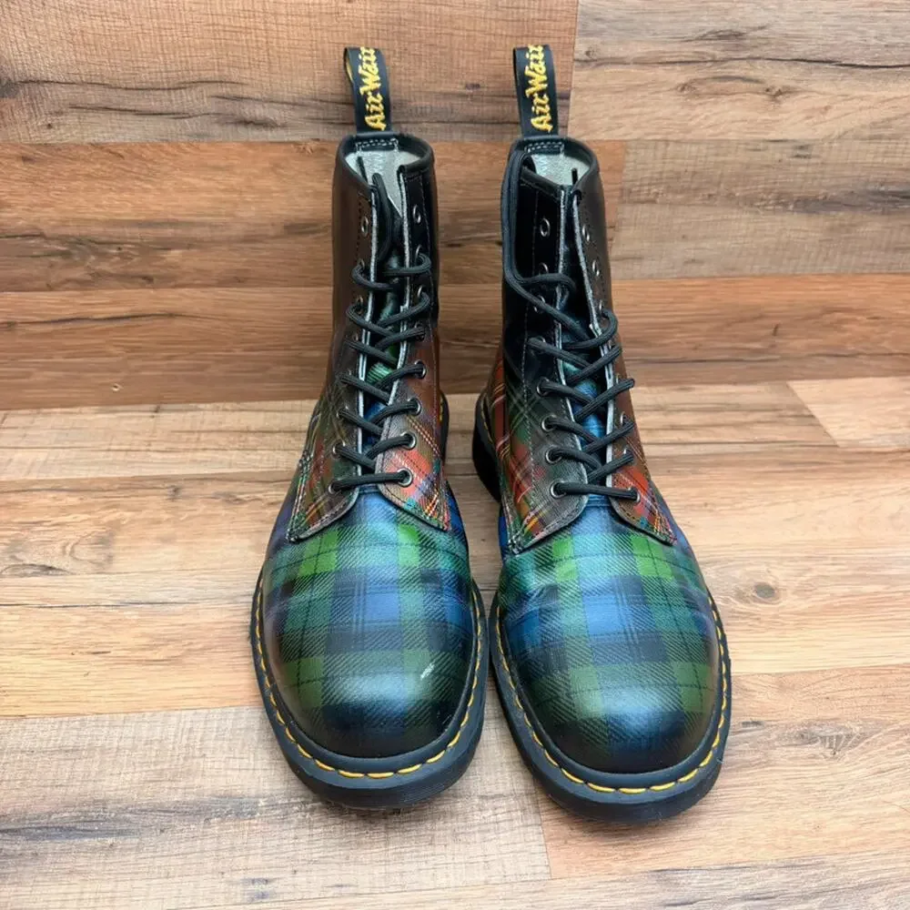Dr. Martens 1460 Men size 14 UK13 Tartan Plaid Leather 8 Eye Lace Up Combat Boot